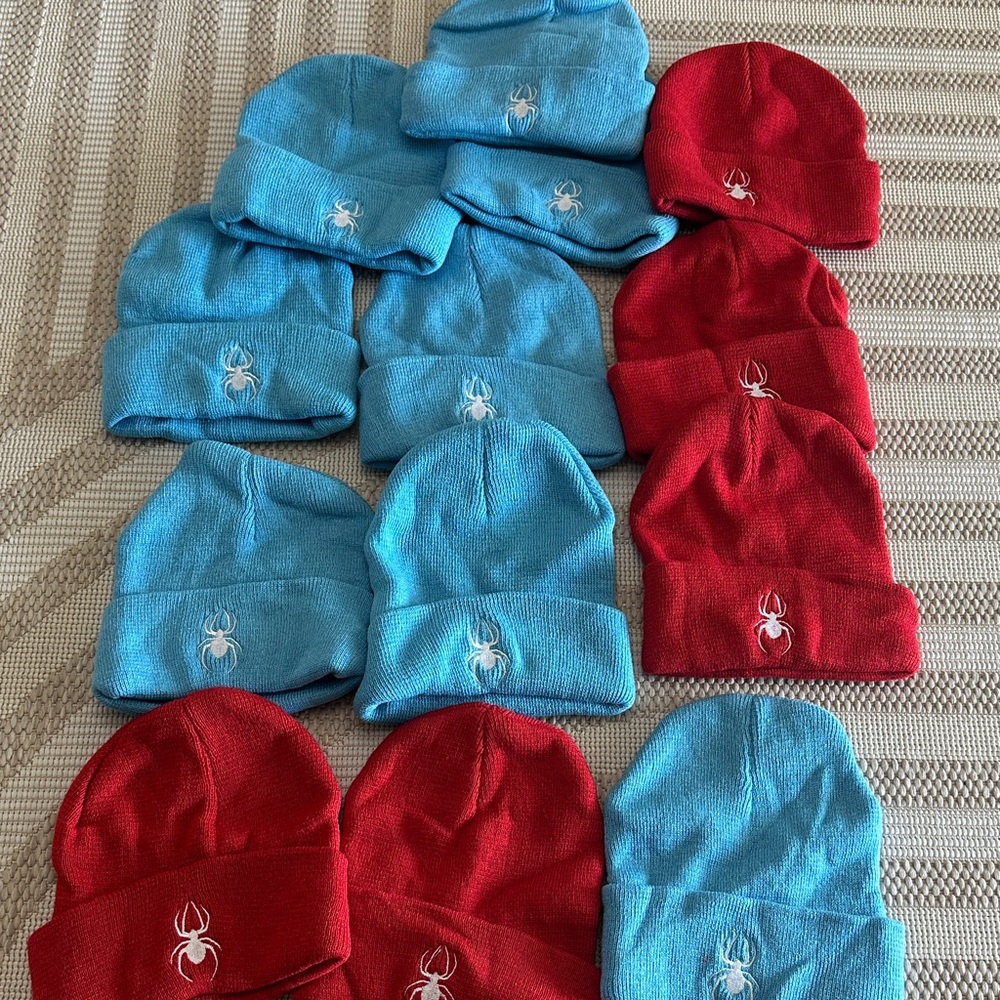 Bundle lot nwot 13 spider beanies men’s red blue